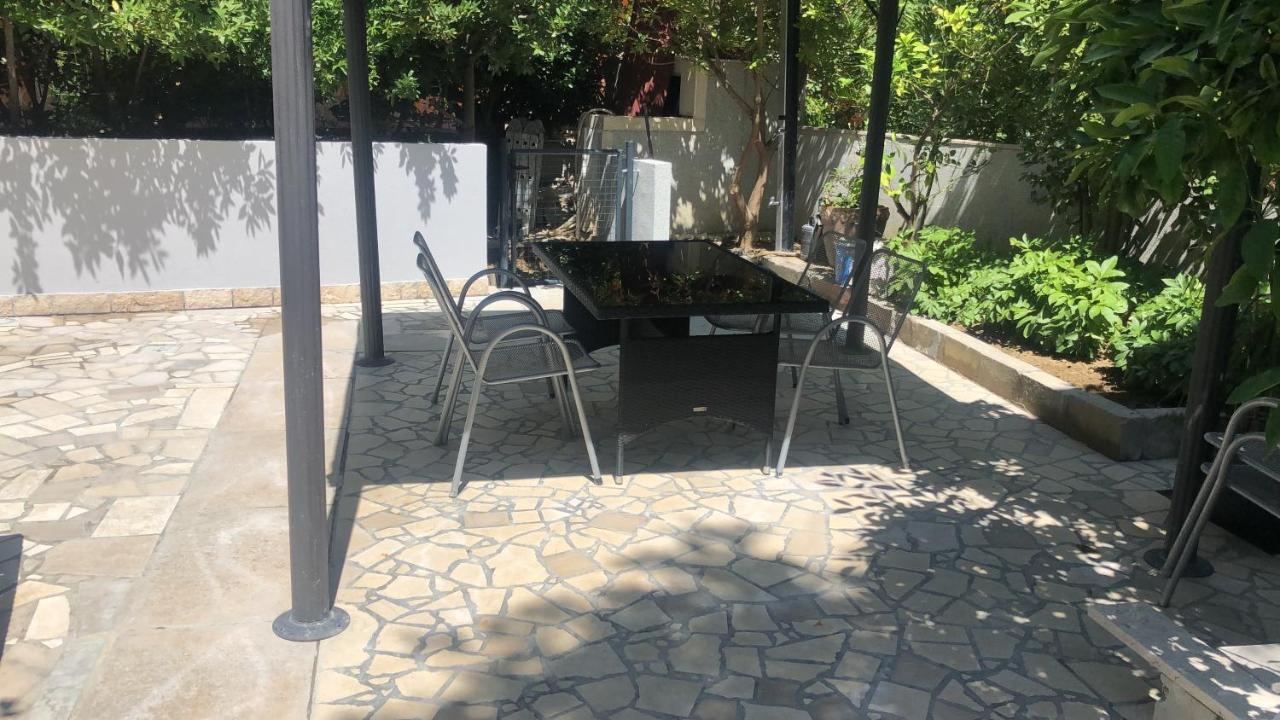 House Filomena Banjol Exterior foto