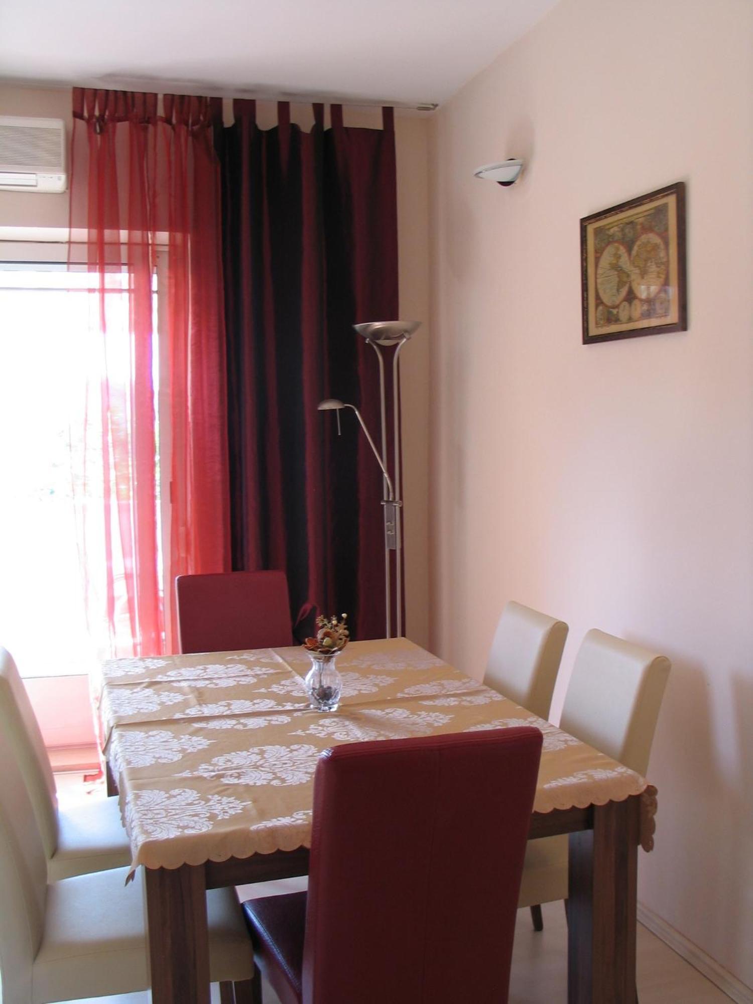House Filomena Banjol Exterior foto