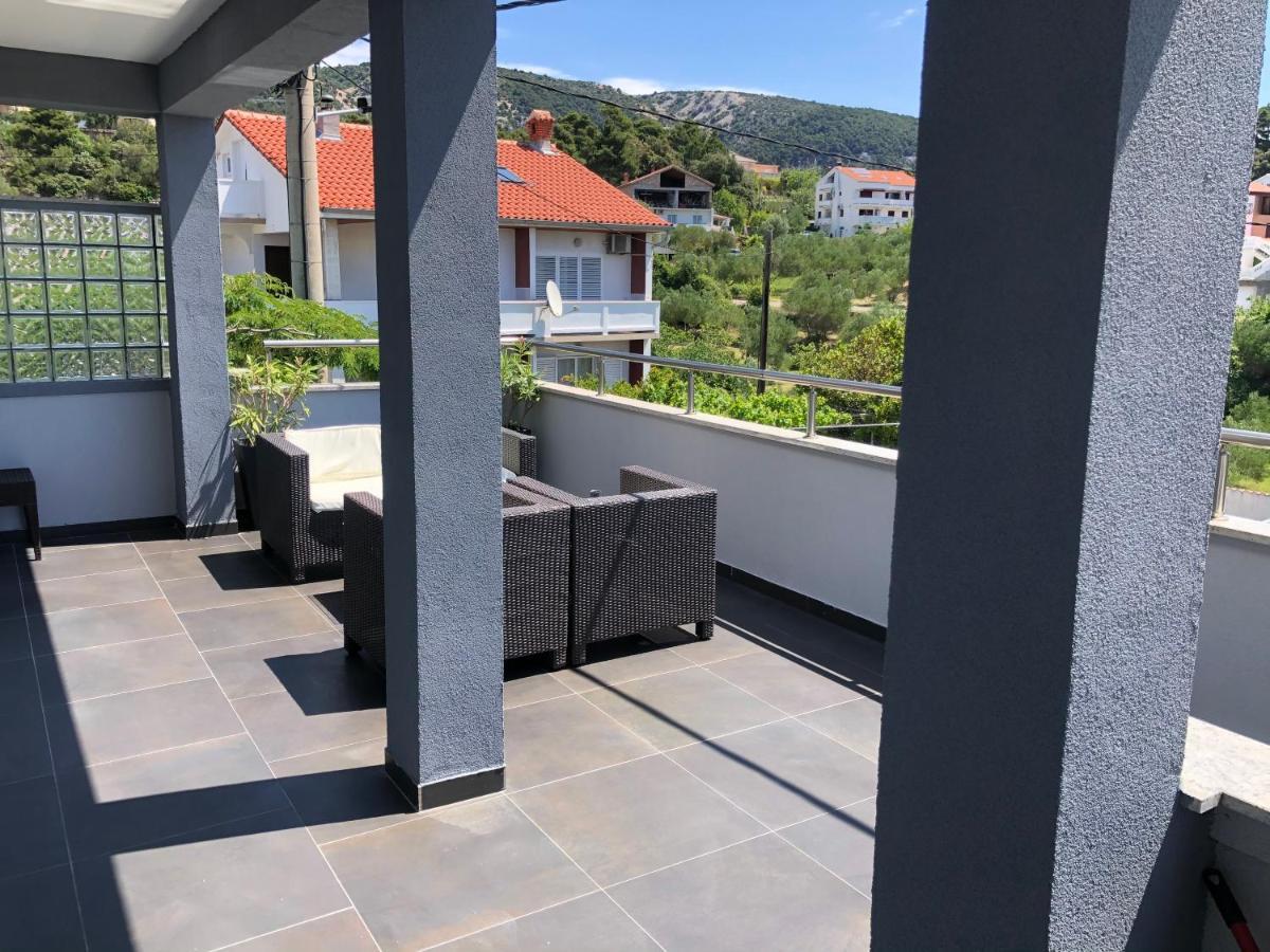 House Filomena Banjol Exterior foto